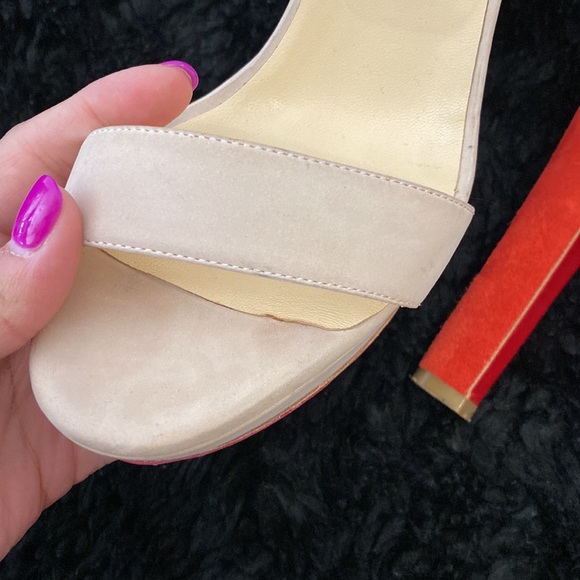 Christian Louboutin - Picture 15 of 16